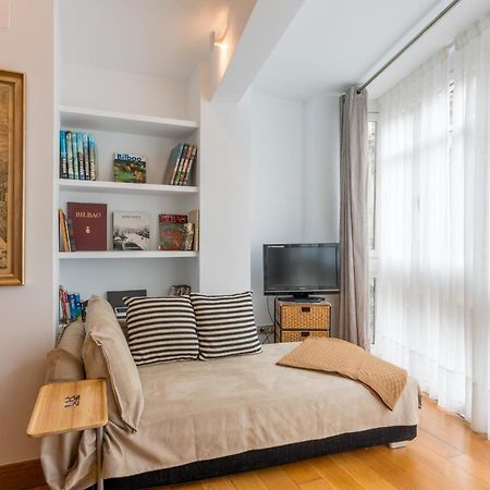 Tenderia Apartment By People Rentals Bilbao Bagian luar foto