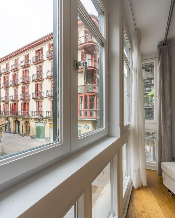 Tenderia Apartment By People Rentals Bilbao Bagian luar foto