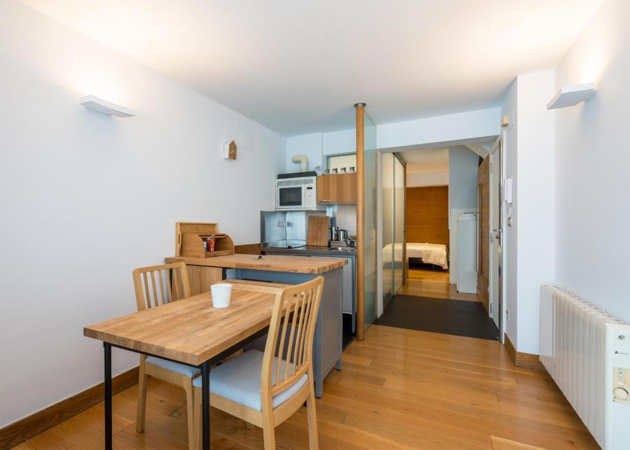 Tenderia Apartment By People Rentals Bilbao Bagian luar foto